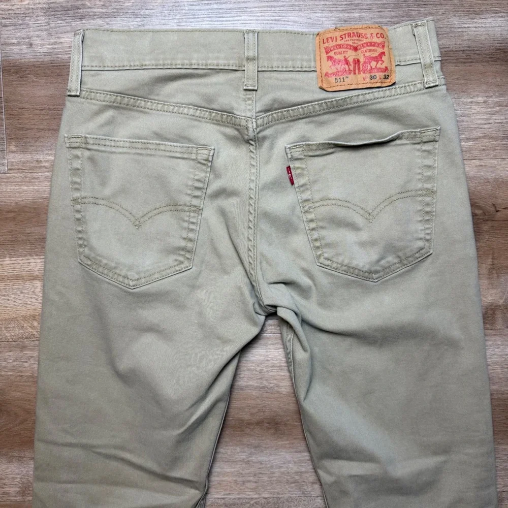 Levi's 511 Slim Fit Pants Mens 30x32 Khaki Tan Stretch Twill Chino Modern Preppy